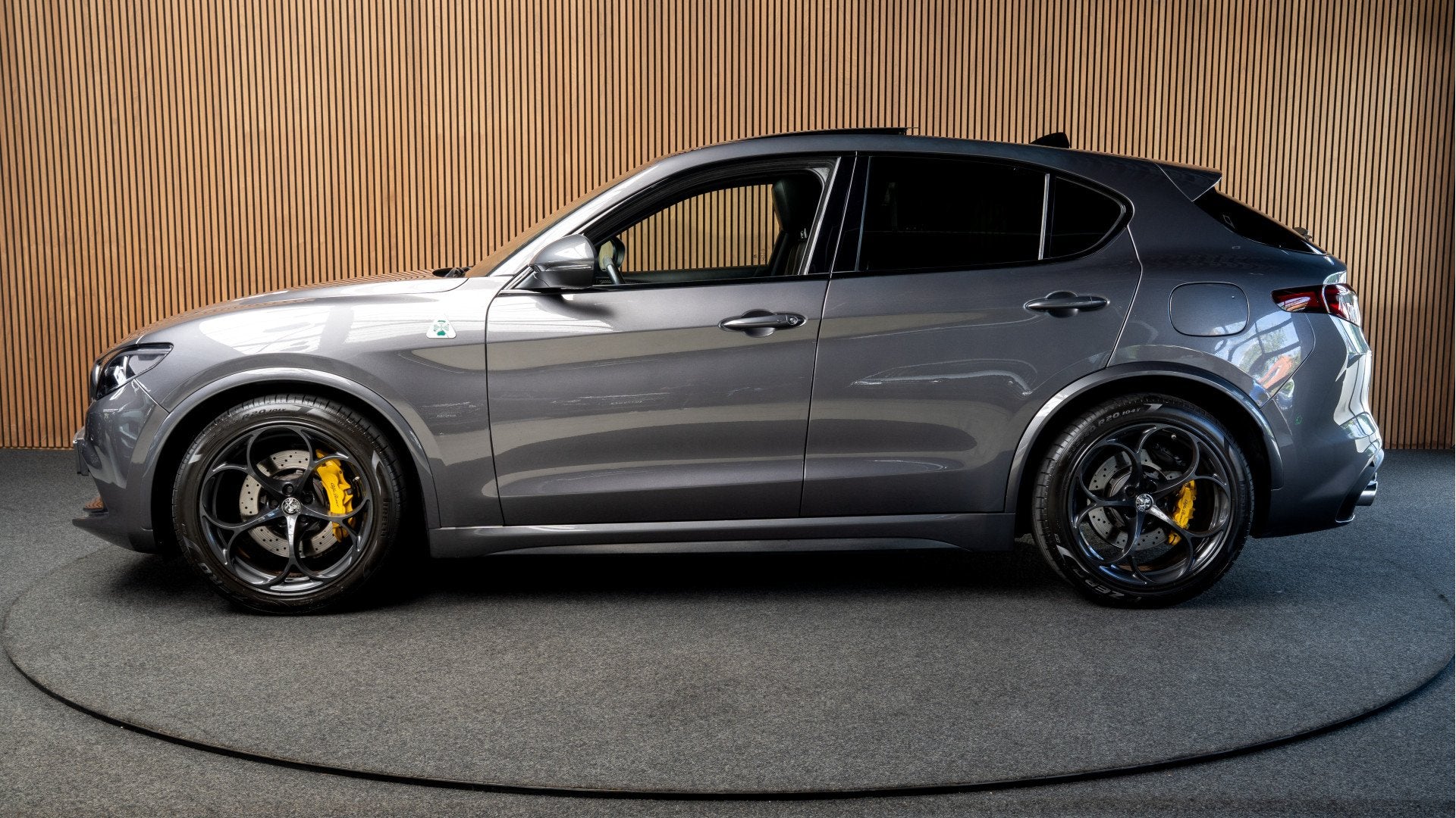Alfa Romeo Stelvio 2.9 V6 AWD Quadrifoglio (bj 2018), Automaat, Gebruikt, 510 pk, Bedrijf