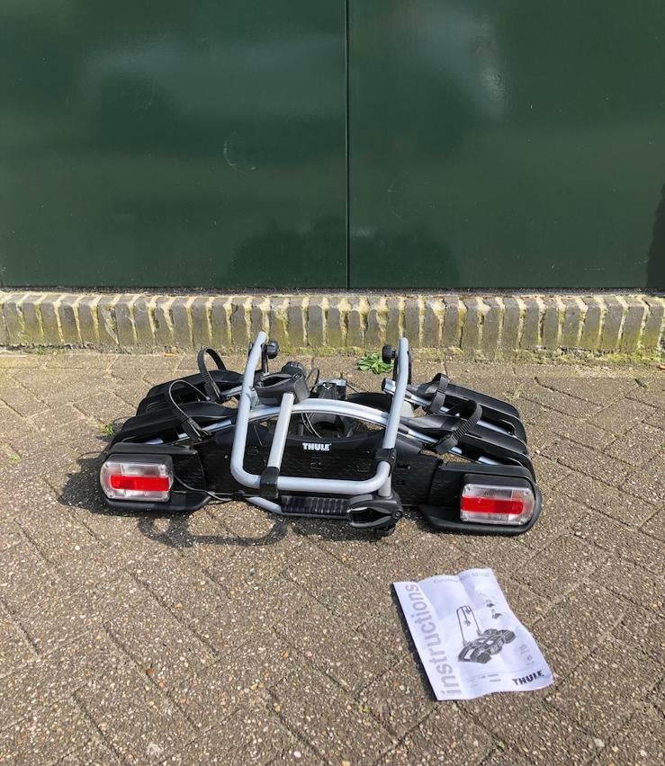Thule g2 921 fietsendrager kantelbaar met boekje, Ophalen of Verzenden, Zo goed als nieuw, Trekhaakdrager