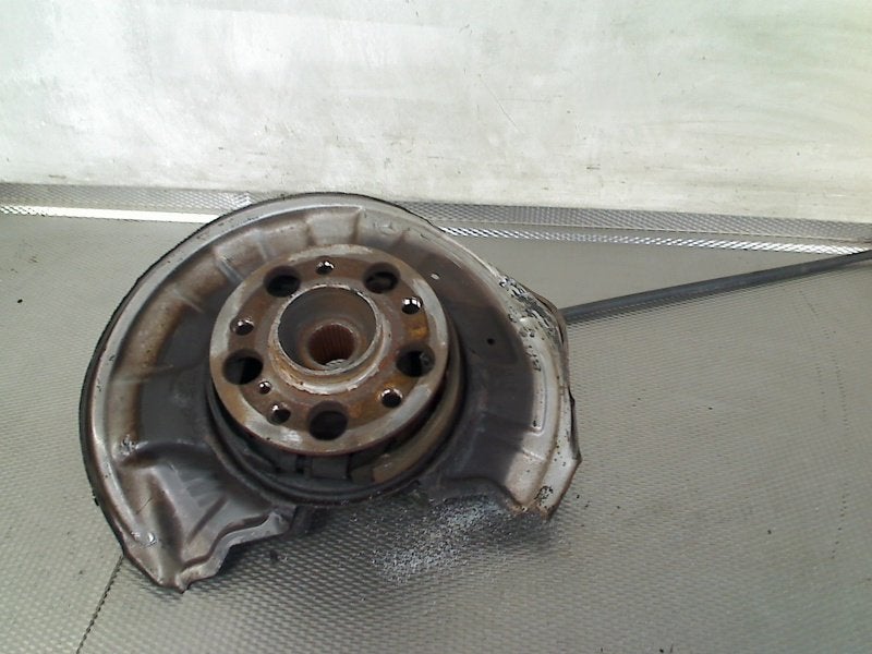 Fusee Rechts Achter Mercedes-Benz C Estate (S204) 2008, Gebruikt, Mercedes-Benz AG, Mercedes-Benz, Mercedesstraße 120, Stuttgart 70372, , Duitsland
