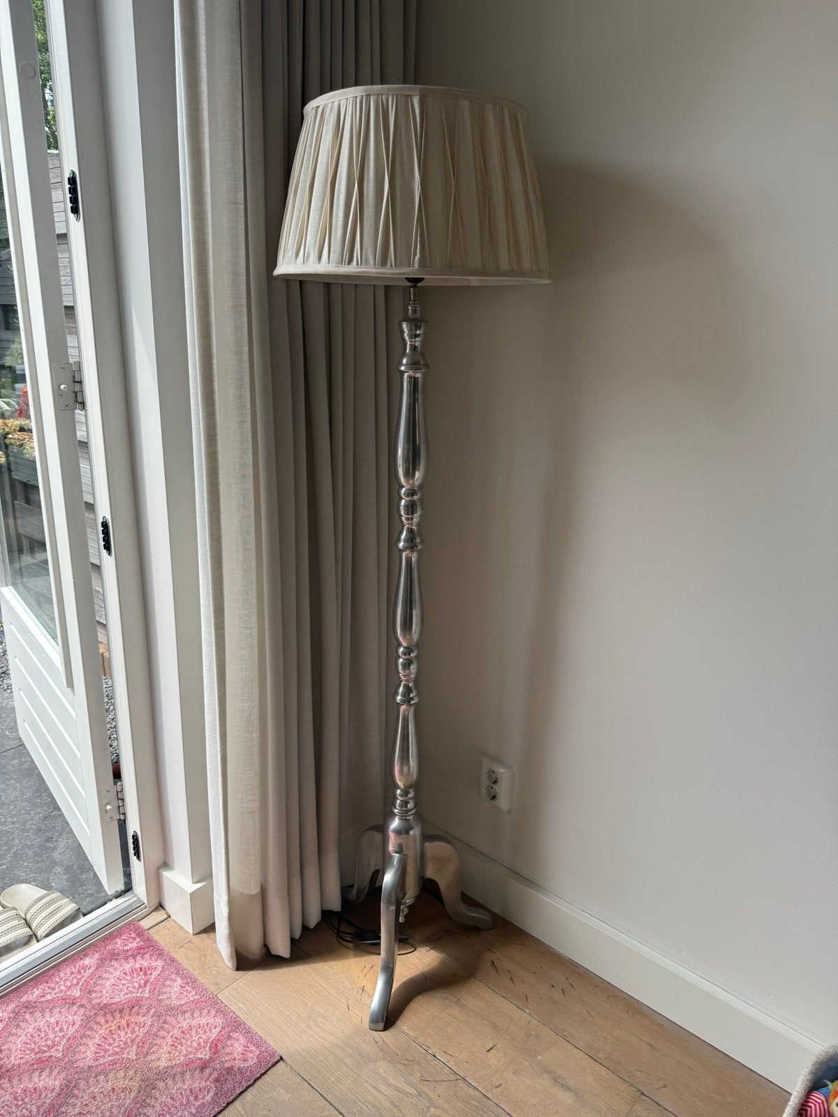 Elegante Riviera Maison vloerlamp met stoffen kap, Huis en Inrichting, Lampen | Vloerlampen, Gebruikt, Metaal, 150 tot 200 cm