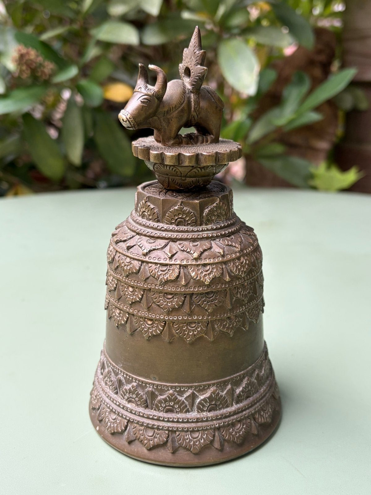 Balinese priesterbel (Genta) met Nandi bekroning, Ophalen of Verzenden, Brons