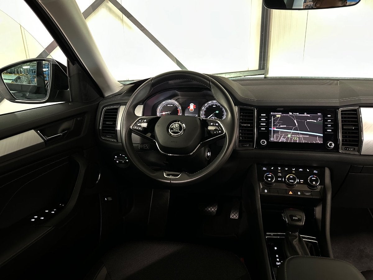Skoda Kodiaq 1.5 TSI DSG | Business Edition | Navi | Carplay, Auto's, Automaat, Euro 6, 4 cilinders, Zwart