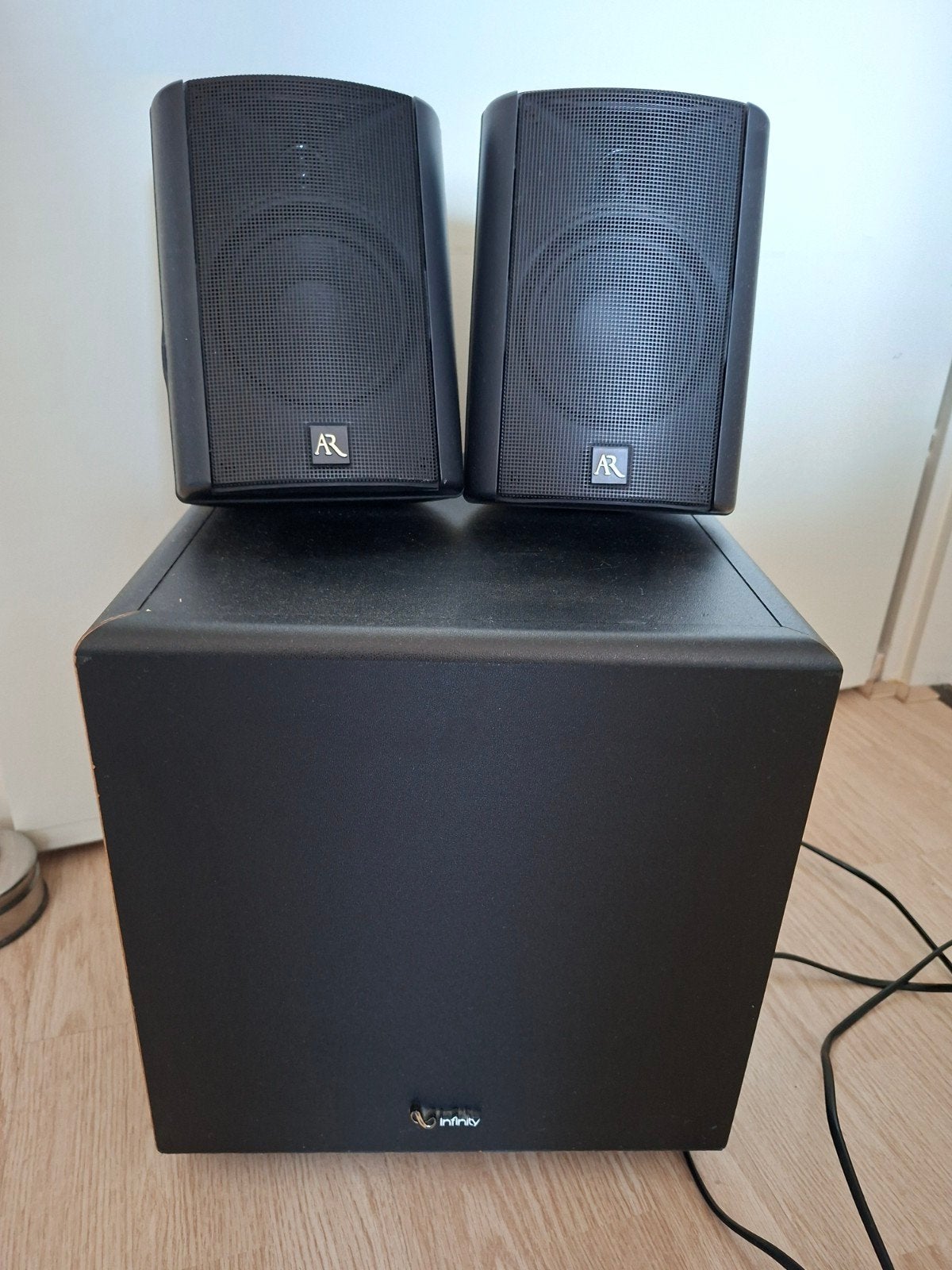 Infinity BU-1 Subwoofer met AR Boekenplank Luidsprekers, Ophalen, Speakerset, Minder dan 60 watt, Basreflex