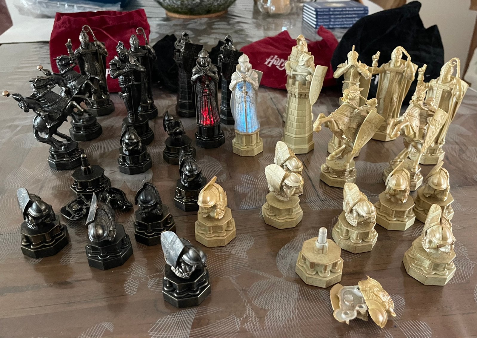 DeAgostini Harry Potter 32 Schaakstukken + cursus + extra’s, Ophalen, Zo goed als nieuw, Spel