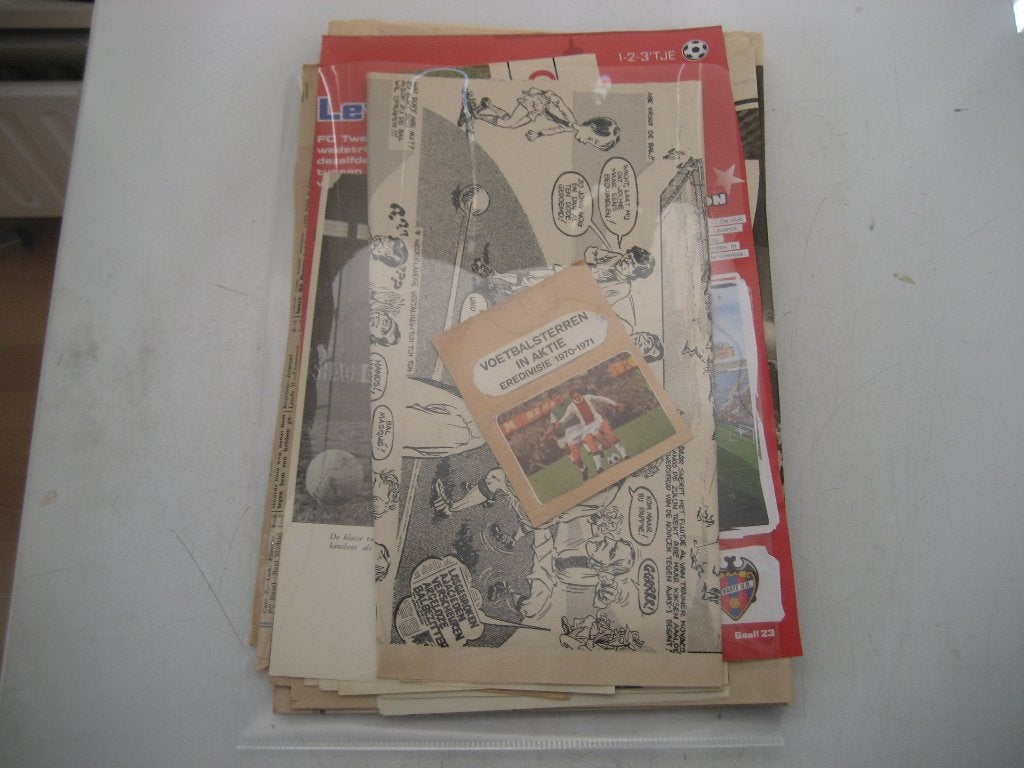 johan cruijff ajax neeskens suurbier reclame, Ophalen of Verzenden, 1960 tot 1980, Nederland, Knipsel(s)