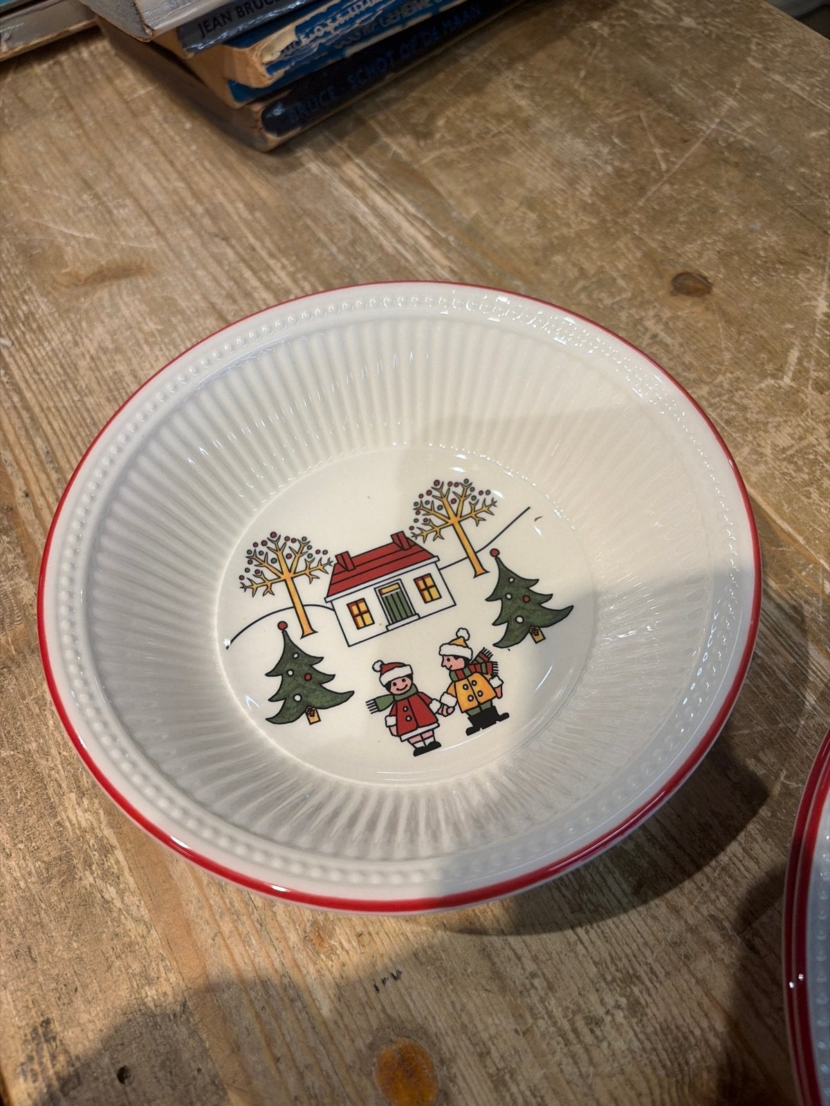Wedgwood Windsor Christmas servies - 2 borden, 3 kommen, Ophalen, Klassiek, Zo goed als nieuw, Wedgwood
