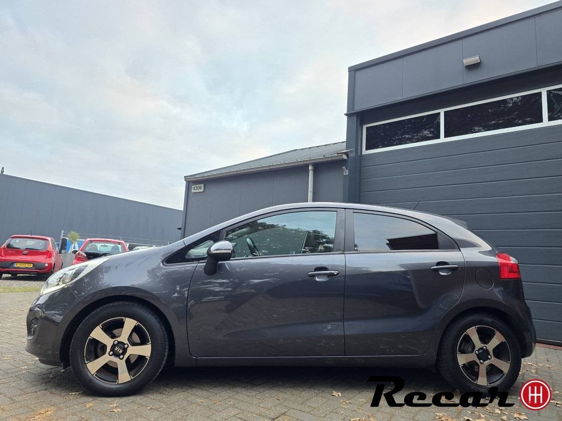 Kia Rio - CVVT Super Pack/KeyLess/Navi/Pdc/Cruise, Euro 5, 86 pk, Gebruikt, 4 cilinders