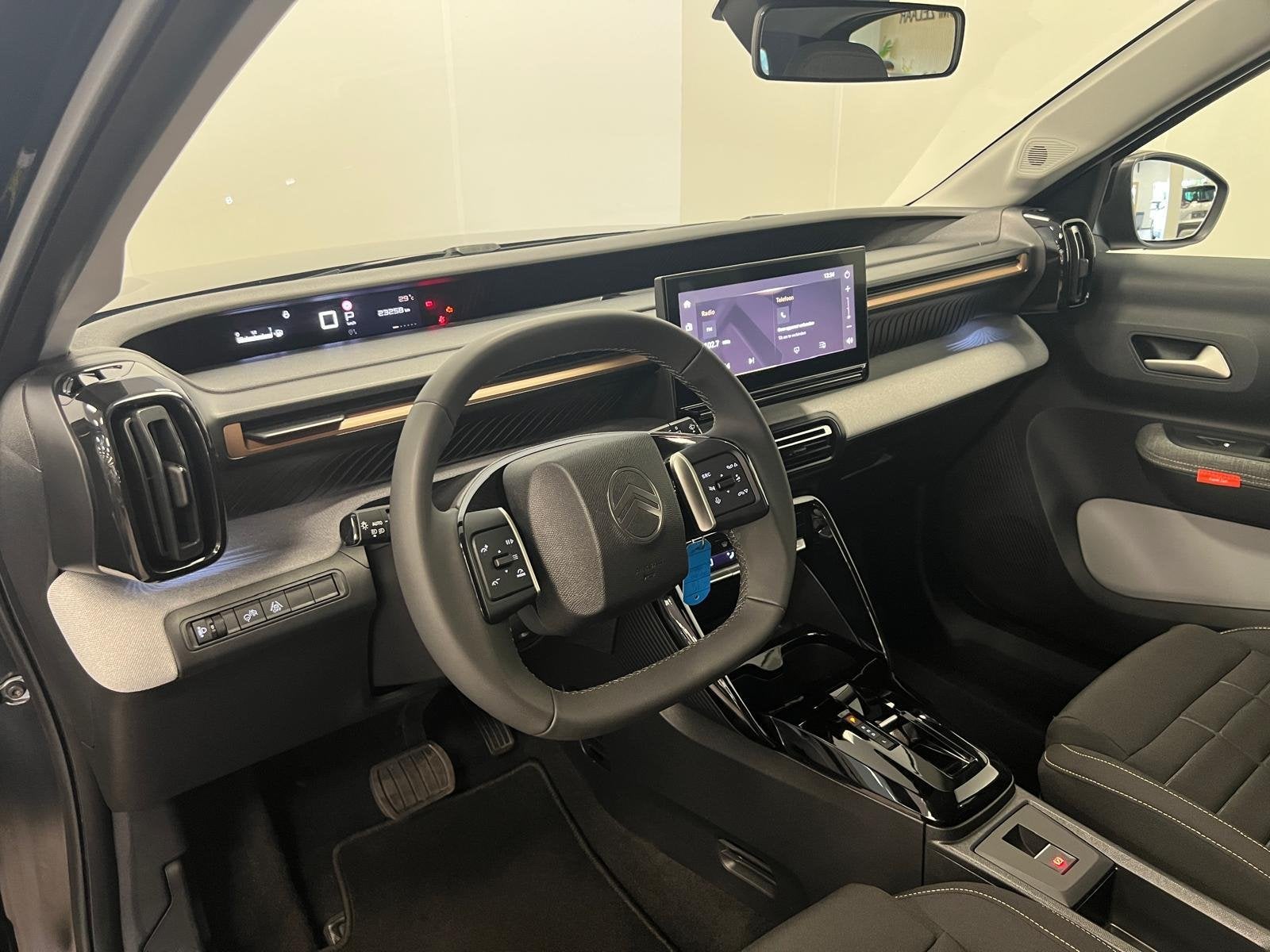 Citroën C3 Aircross 1.2 Hybrid 145PK AUT / MILD HYBRIDE / P, Auto's, Citroën, 145 pk, Gebruikt, 1199 cc, Leder en Stof