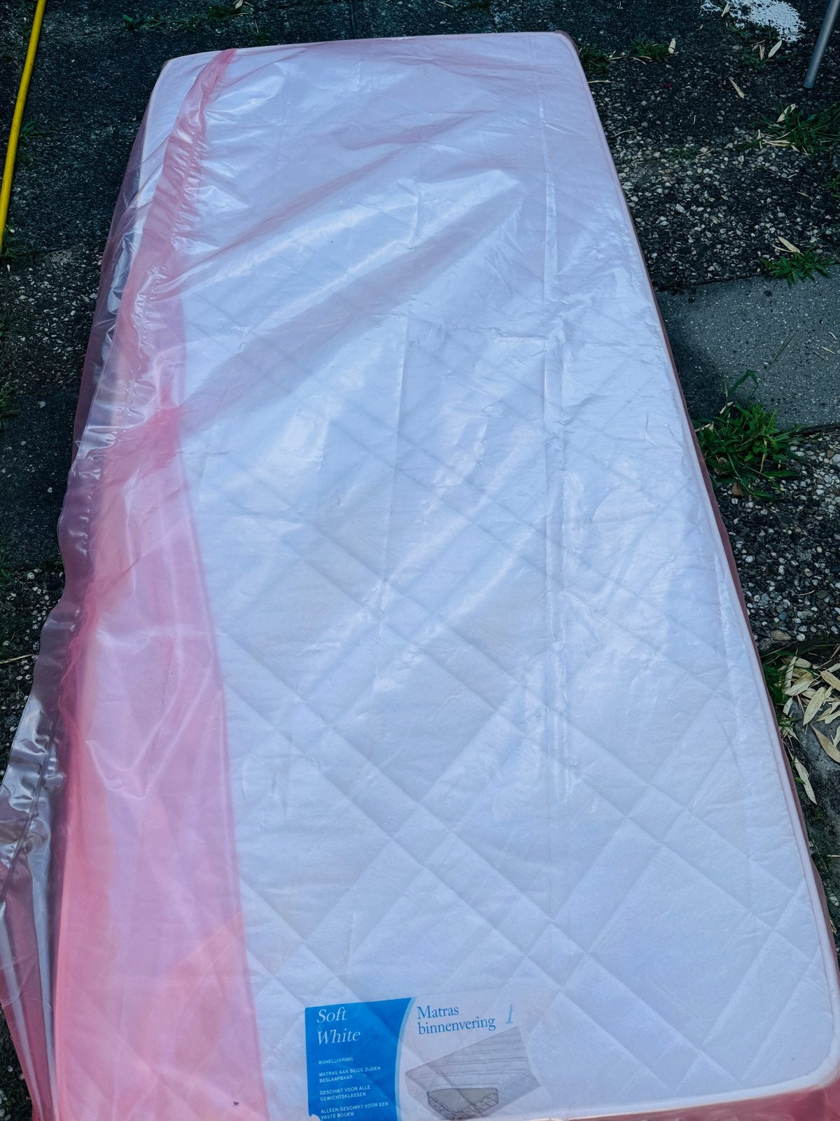 Soft & White Bonell Matras 90x200 cm – Zo goed als nieuw, Ophalen, 90 cm, Eenpersoons, Zo goed als nieuw