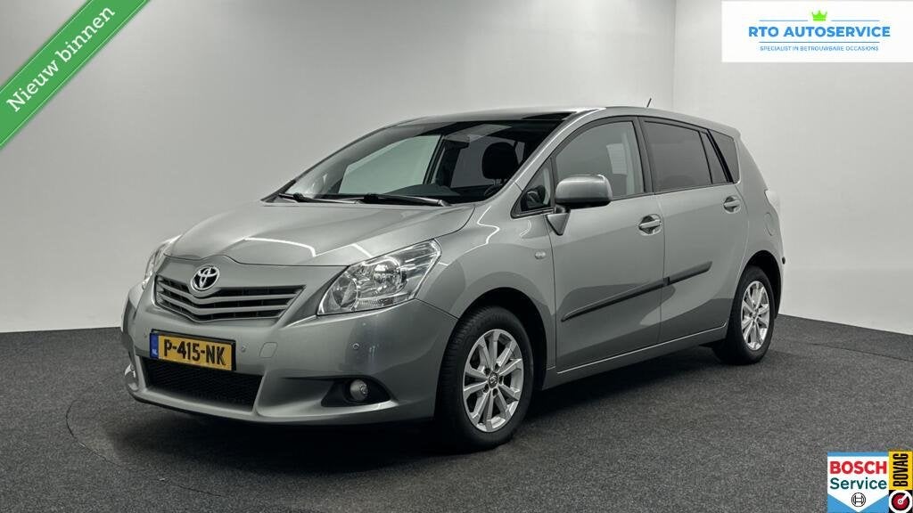 Toyota Verso 1.8 VVT-i Dynamic Business TREKHAAK PANO ECC CR, Auto's, Voorwielaandrijving, Euro 5, Gebruikt, 4 cilinders