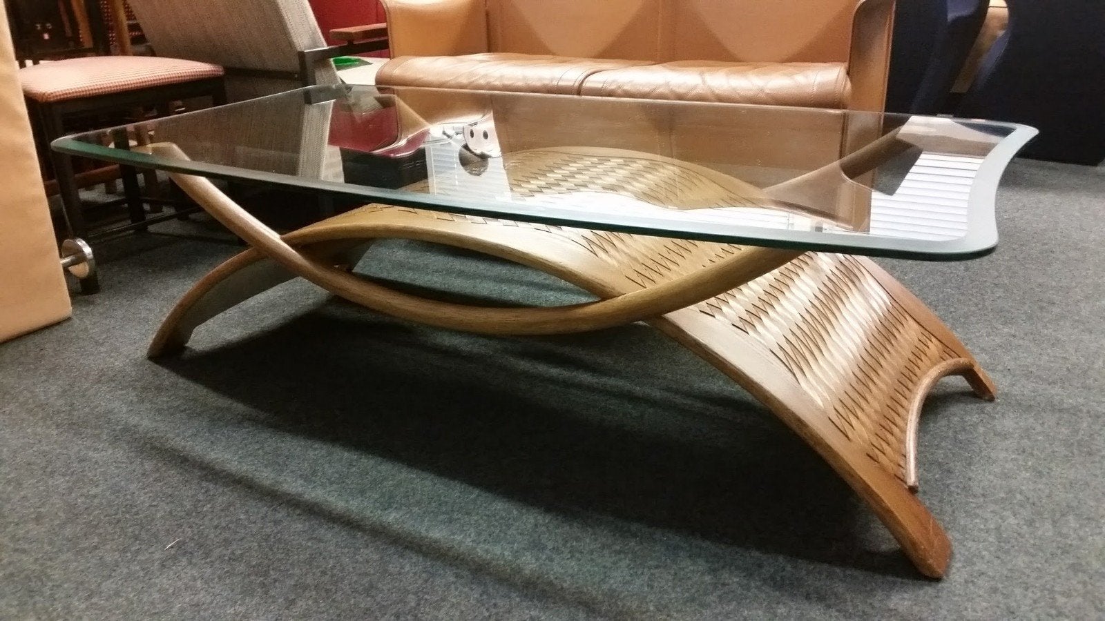 Design salontafel 70s met vlechtwerk boog en bamboe dragers, Ophalen of Verzenden