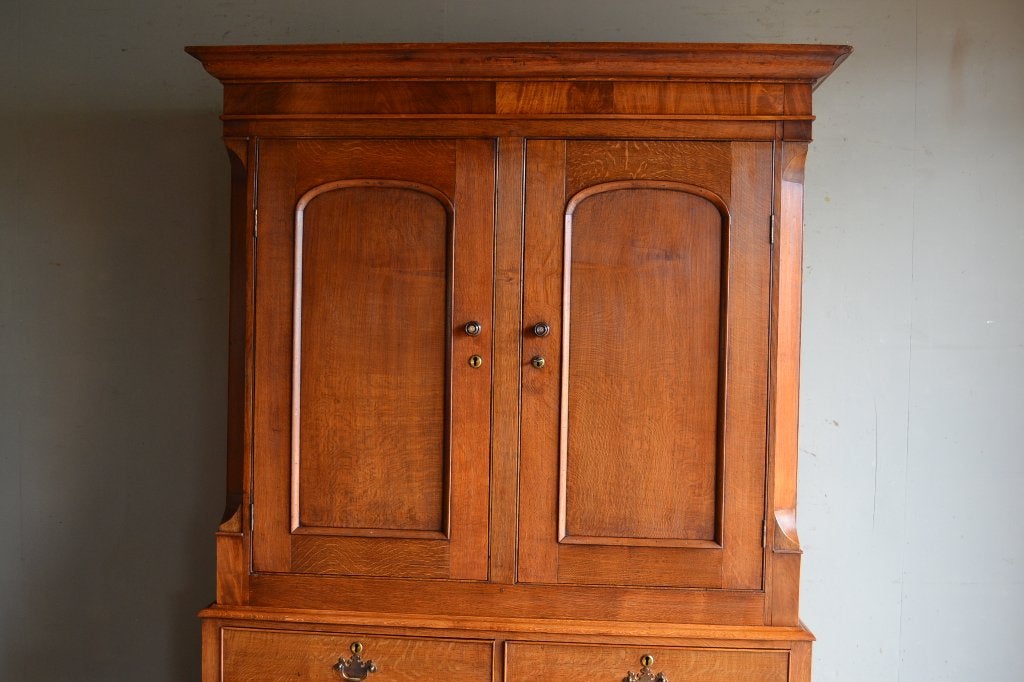 Prachtig strak antiek Engels eiken houten kabinet., Verzenden