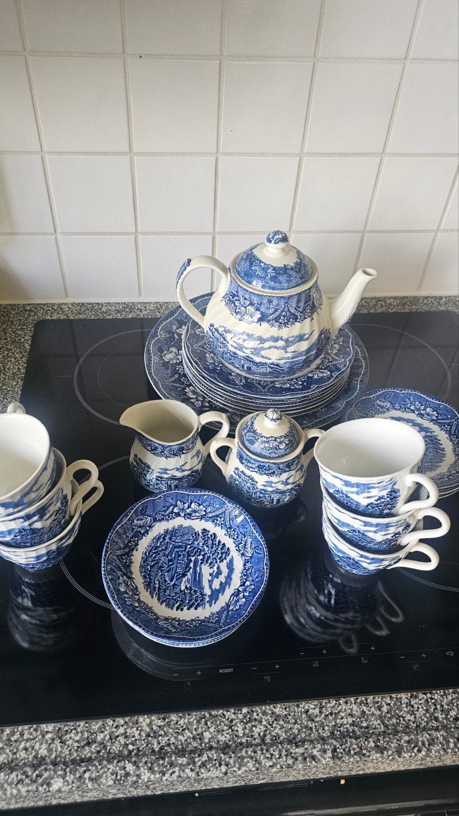 authentiek theeservies, Ophalen