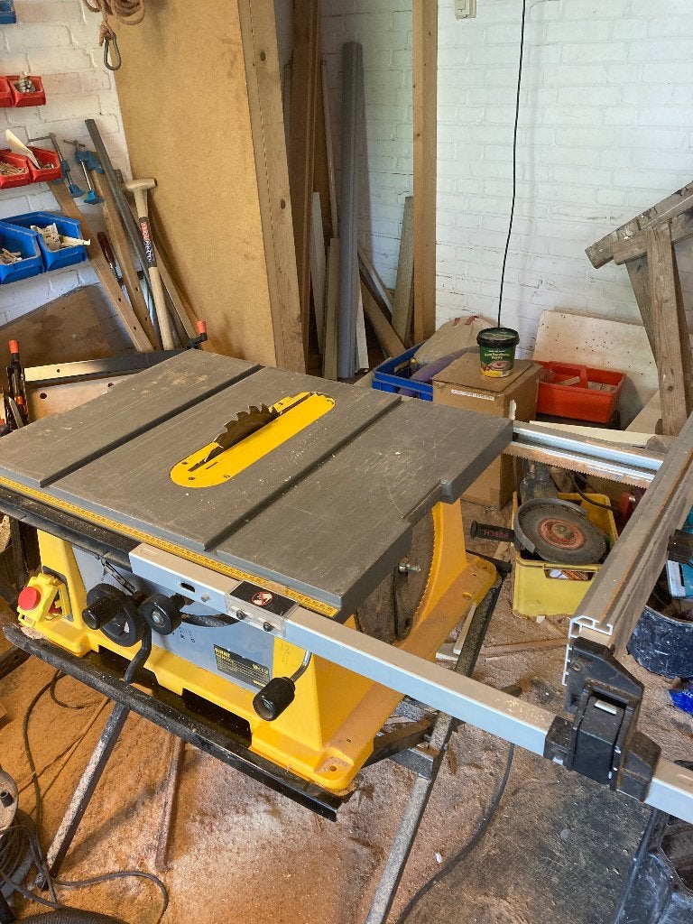 DeWalt DW744-QS Tafelzaag - 1600W, 250mm zaagblad, Ophalen, Gebruikt, Cirkelzaag, DeWalt