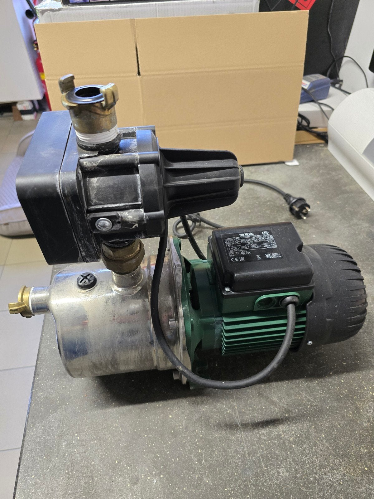 DAB Jetinox 112 M met Control-D hydrofoorpomp, Tuin en Terras, Waterpompen, Ophalen of Verzenden, Zo goed als nieuw
