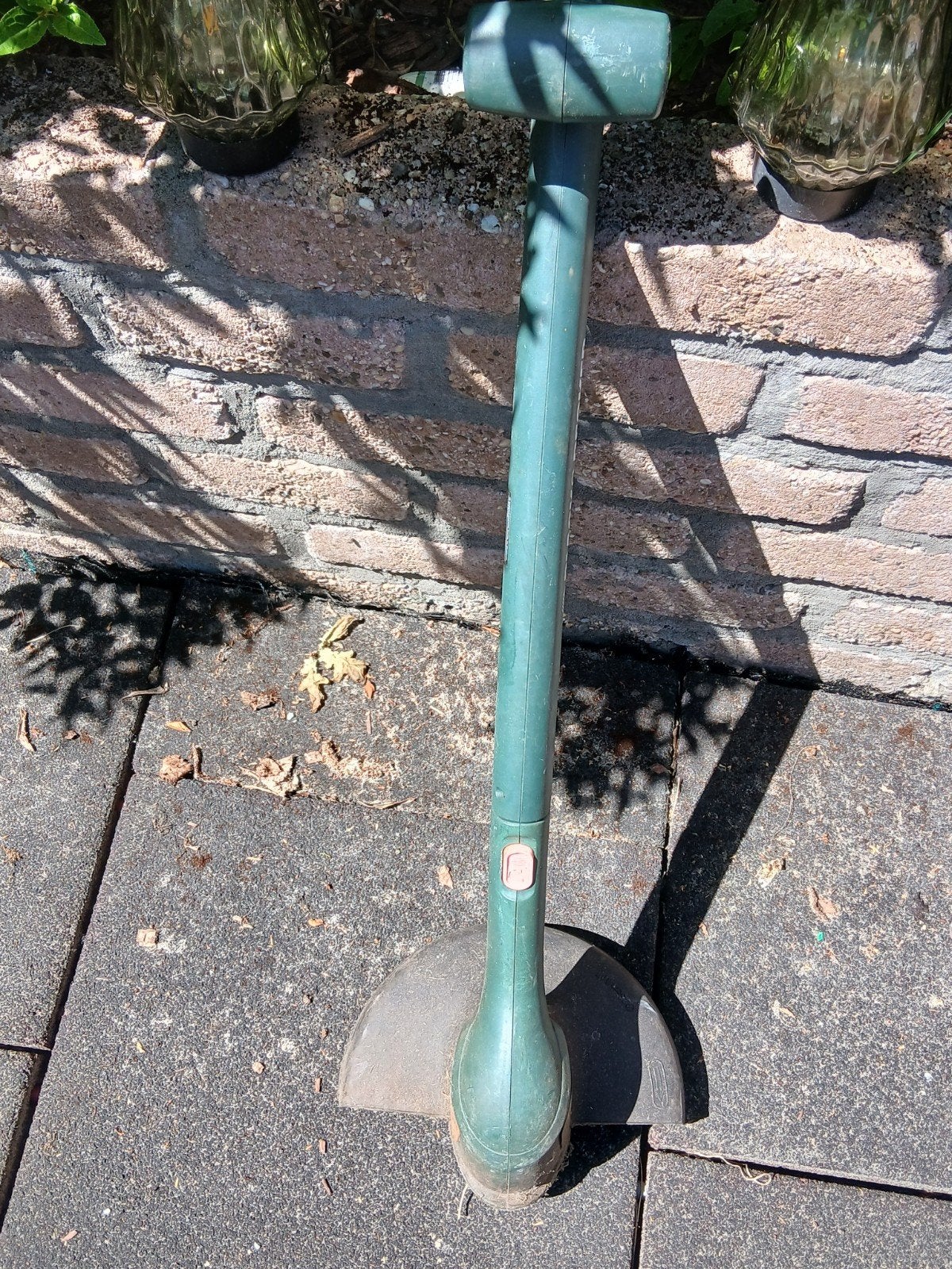 Black & Decker GLS 540 Grastrimmer 25cm + extra draad, Tuin en Terras, Grasmaaiers, Ophalen, Elektrische grasmaaier, Minder dan 30 cm