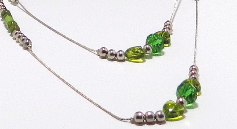 Vintage Dubbele Ketting Zilverkleurig met Kralen en Strass, Marktplaats@koningsieraden.nl, Overige materialen, Verzenden, Met strass