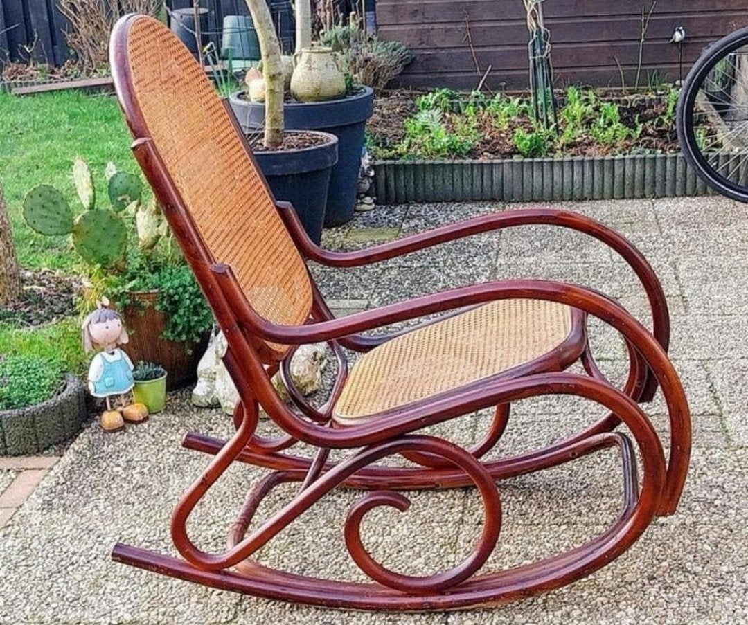 Antieke Thonet schommelstoel met rieten zitting, Ophalen of Verzenden
