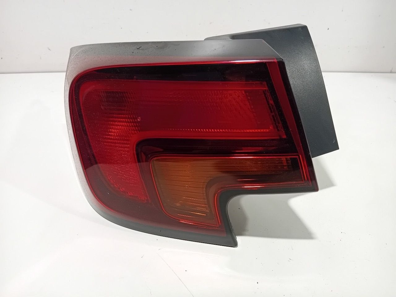 Achterlicht links buiten Opel Astra, Onderdelen@venauto.nl, Van der Ven Autorecycling B.V., Gebruikt, Ettenseweg 76, 4706 PB Roosendaal, The Netherlands