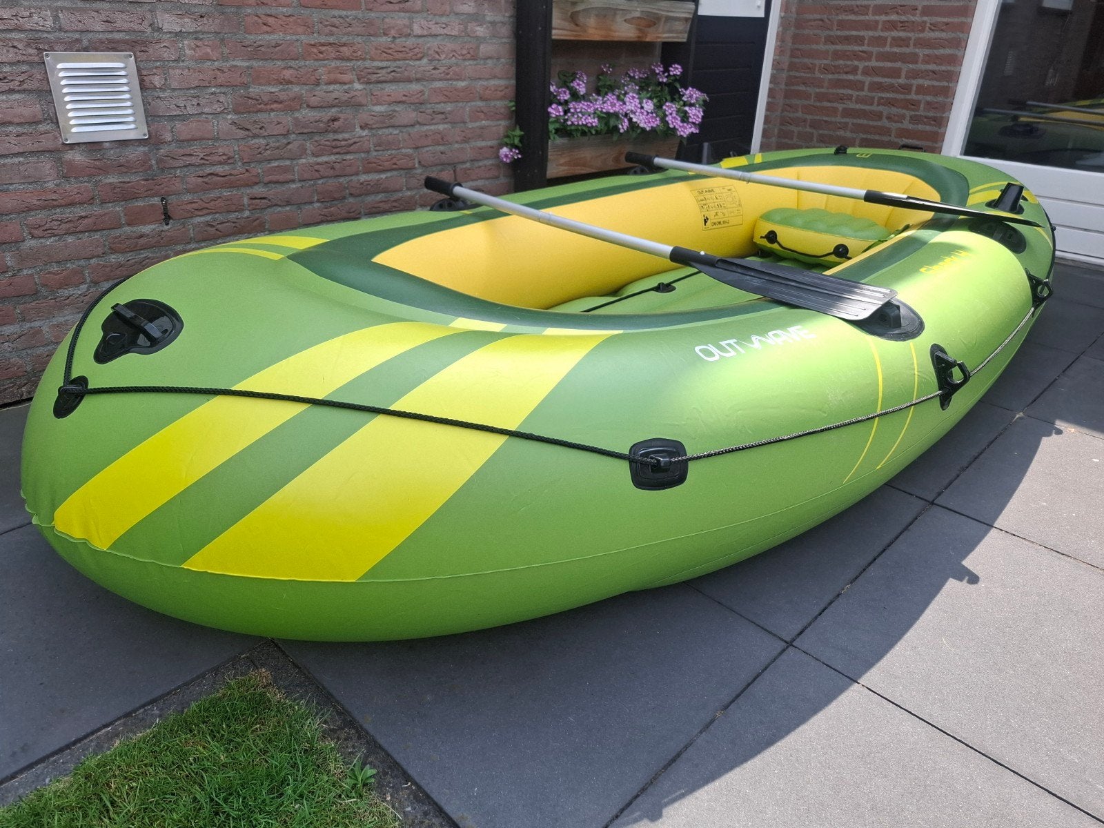 Opblaasboot Outwave
Shark 4., Ophalen, Opblaasbaar, Drie personen of meer, Overige typen