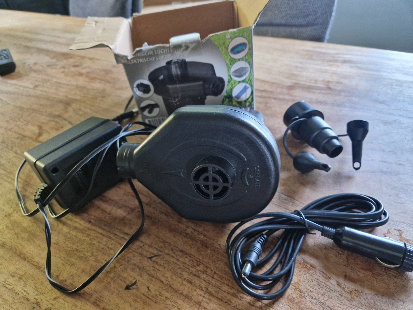 Elektrische luchtpomp, Ophalen of Verzenden, Gebruikt
