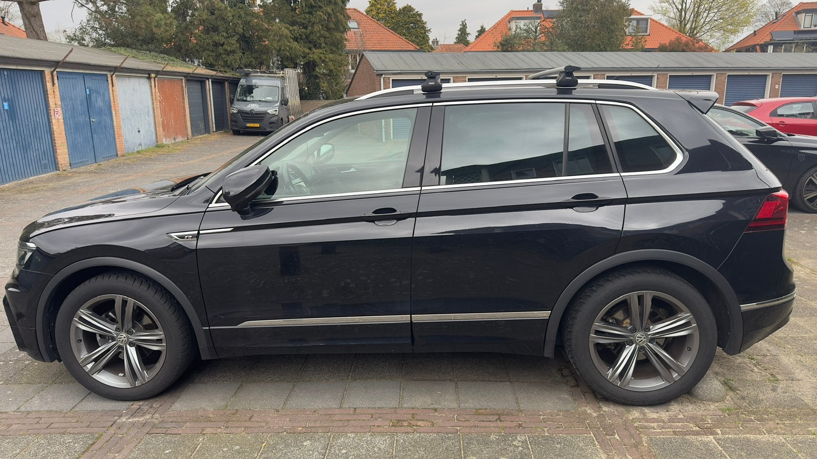 Dakdragers VW Tiguan T-Rock T-Cross Skoda Seat Thule edge, Auto diversen, Dakdragers, Ophalen, Gebruikt