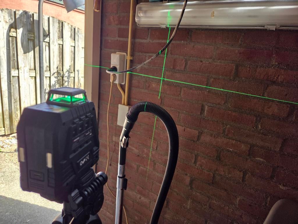 Line laser 4V, Ophalen