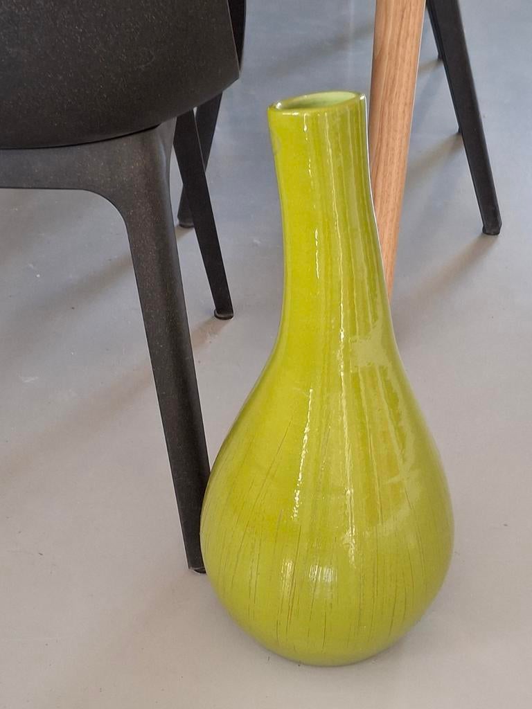 Grote appelgroene vaas Cara Design Portugal-52 cm, Gebruikt, 50 tot 75 cm, Aardewerk of Porselein, Ophalen of Verzenden