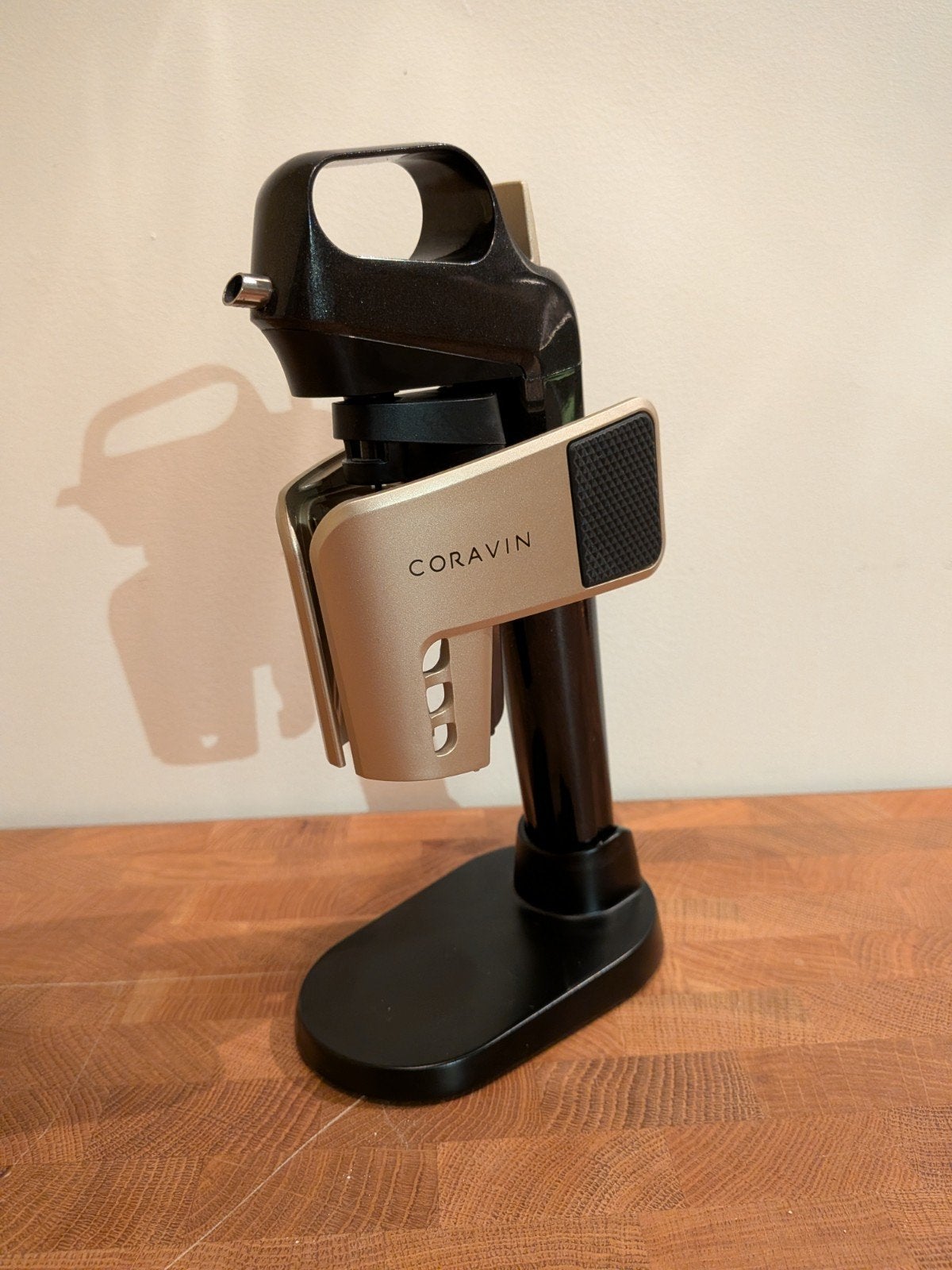 Coravin Model Two Elite Wijnschenker - Goud, Overige typen, Goud, Ophalen of Verzenden, Zo goed als nieuw