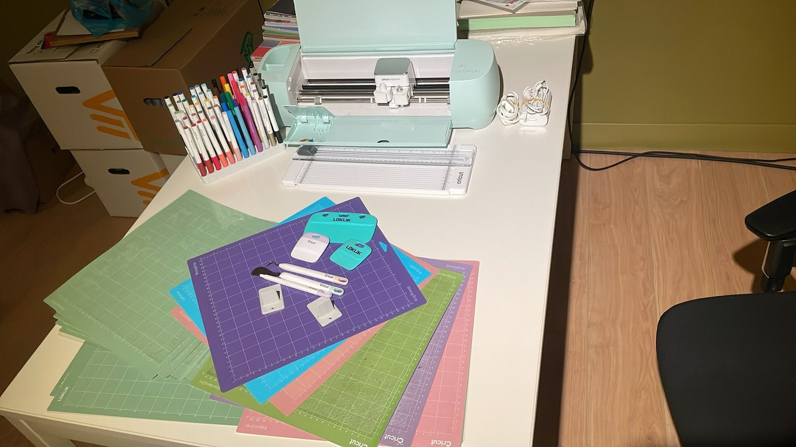 Cricut Explore 3 met accessoires – goed gebruikt, Ophalen, Gebruikt, Slicemachine of Snijmachine, Cricut