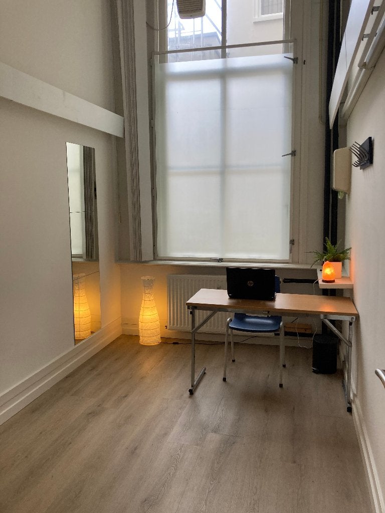 Professionele praktijkruimte ca 11 m² €875 per maand all-in., 11 m², Huur, Praktijkruimte