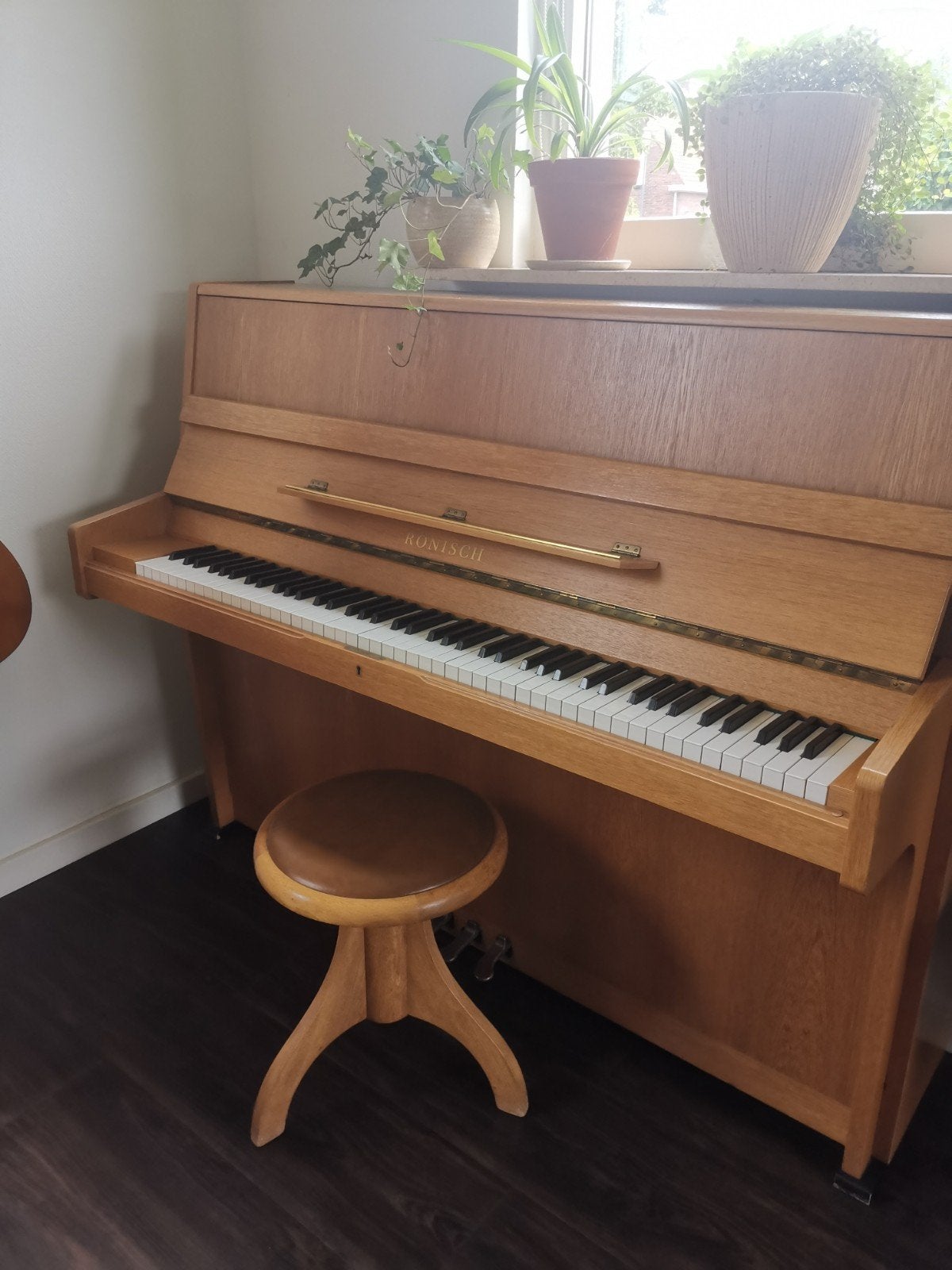Ronisch Piano - In Zeer Goede Staat, Recent Gestemd, Ophalen of Verzenden, Gebruikt