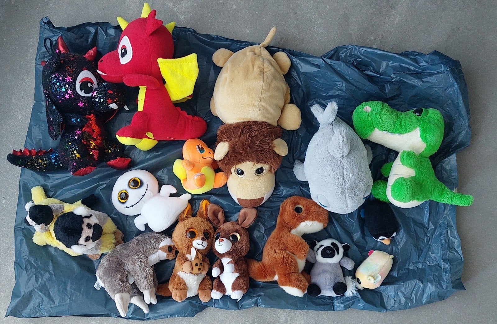 Grote collectie knuffels - diverse dieren en karakters, Ophalen, Dinosaurus, Zo goed als nieuw, Pokémon