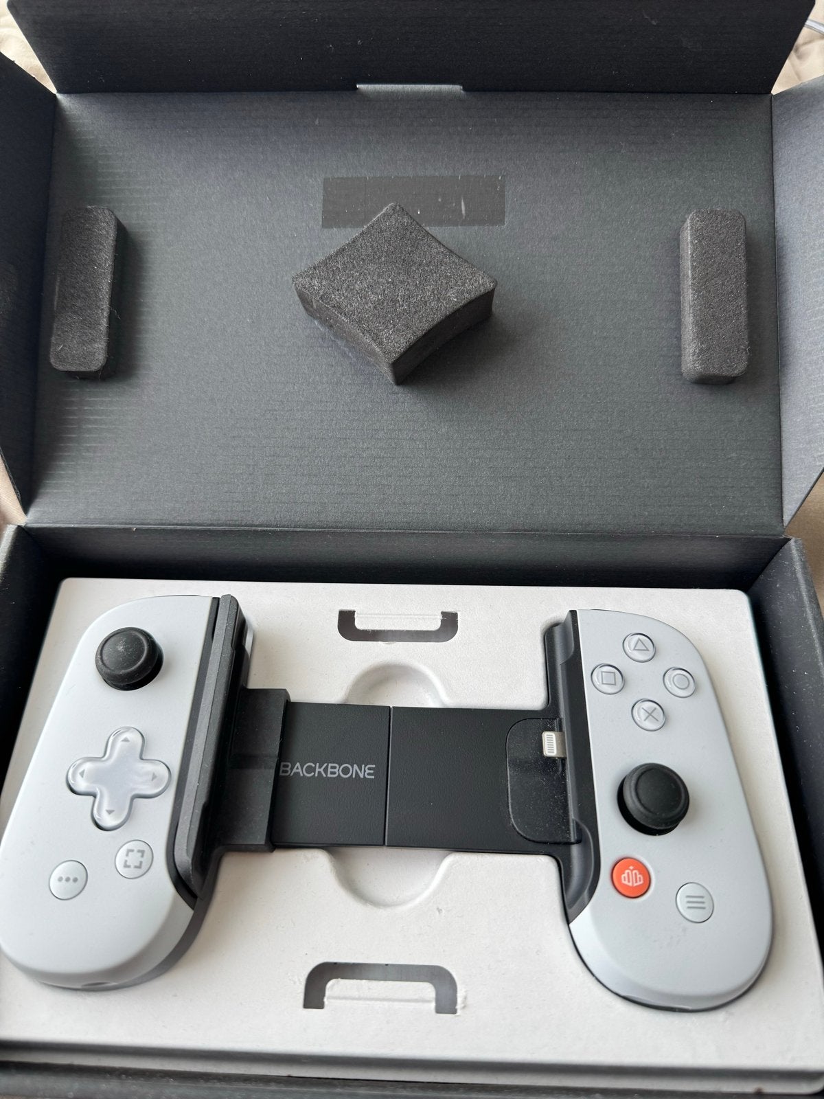 Backbone One iPhone Controller (Lightning), Spelcomputers en Games, Backbone, Ophalen of Verzenden, Zo goed als nieuw, Mobiel