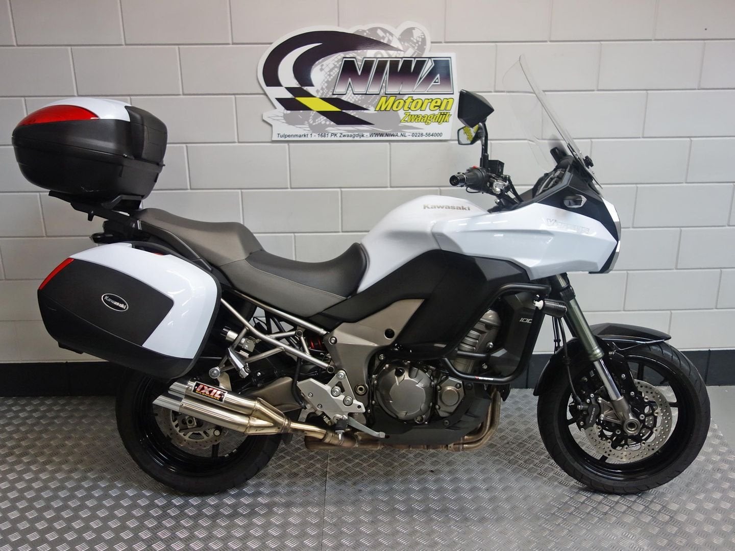 KAWASAKI VERSYS 1000 Grand Tourer, 4 cilinders, Motorrijbewijs A, Bedrijf, Onbekend