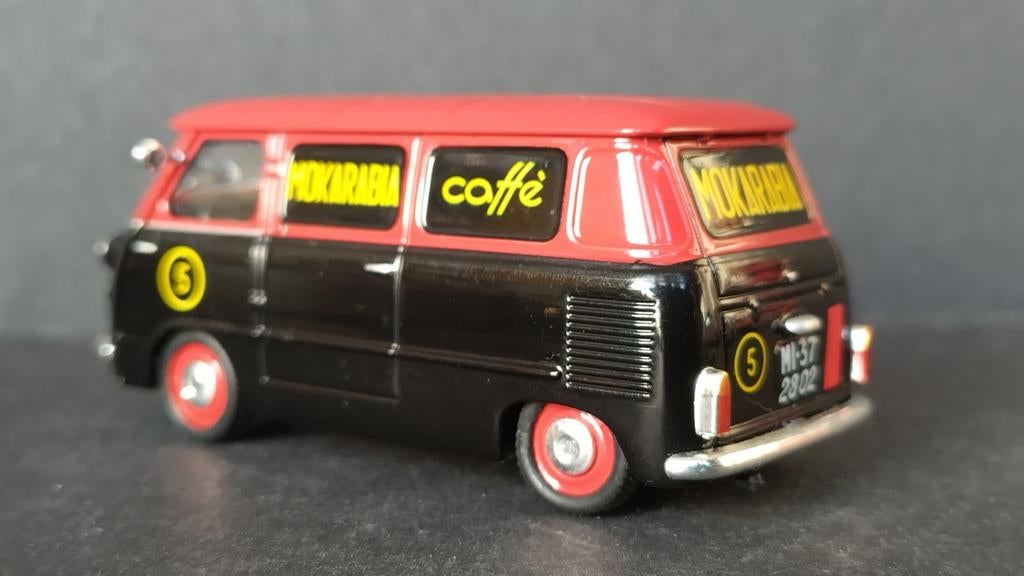 Fiat 600 Multipla Moccarabia Coffee 1:43 Eaglemoss Pol, Hobby en Vrije tijd, Modelauto's | 1:43, Overige merken, Verzenden, Nieuw
