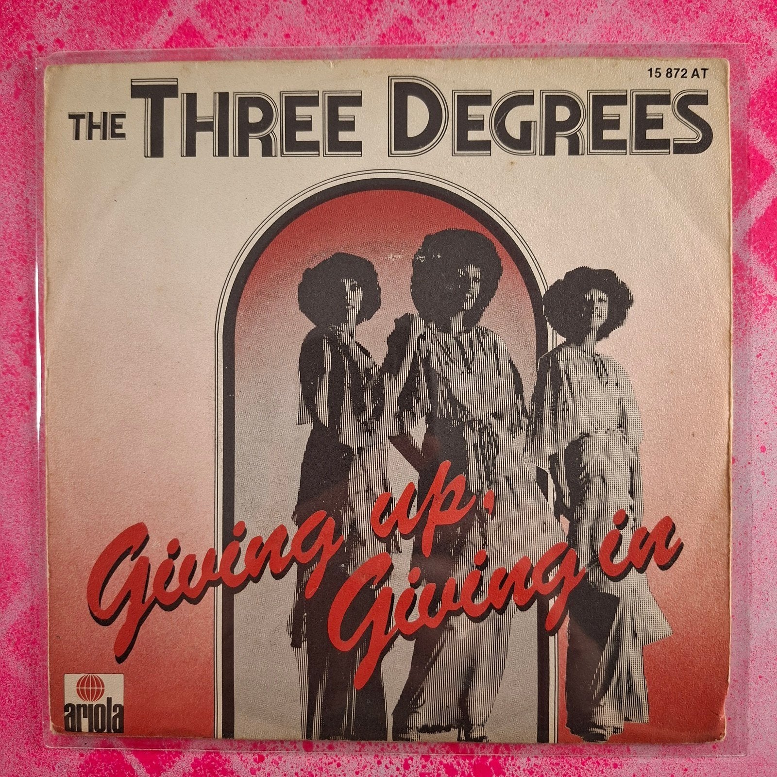 The Three Degrees Givin up Givin in single, Gebruikt, 7 inch, Pop, Overige typen