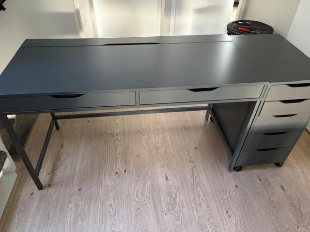 bureau met ladenblok, Huis en Inrichting, Bureaus, Ophalen, Gebruikt, Hout, Schoolbureau