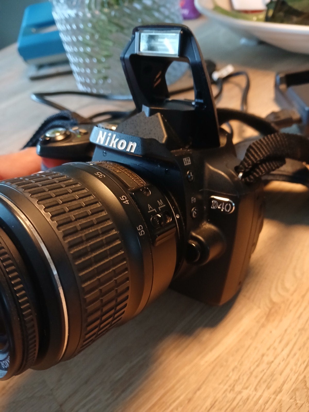 Nikon D40 spiegelreflexcamera met 18-55mm lens en tas, Audio, Tv en Foto, Fotocamera's Digitaal, Ingebouwde flitser, Gebruikt