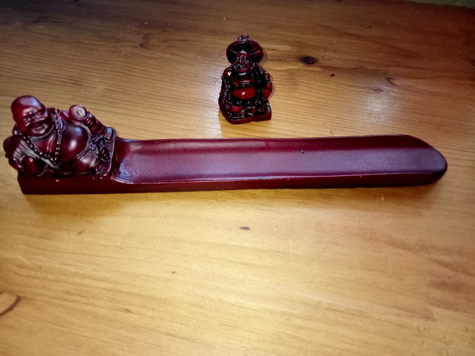 Zeer mooie donkerrode wierook houder met Buddha, Ophalen of Verzenden, Zo goed als nieuw