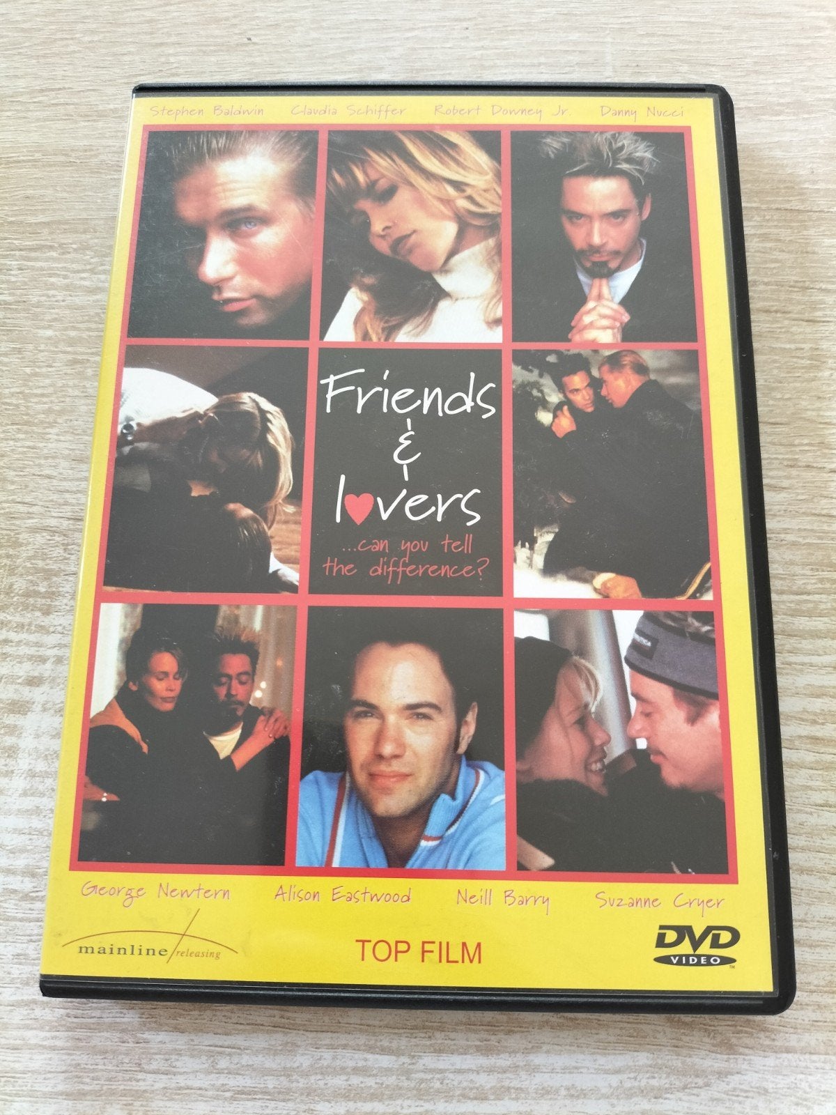 Friends & Lovers, Ophalen of Verzenden