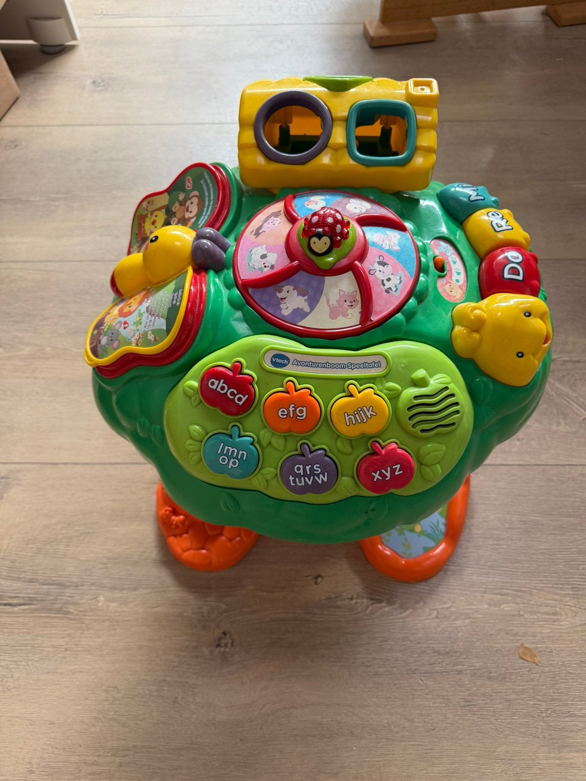 Avonturenboom vtech speeltafel, Ophalen, Zo goed als nieuw, 6 maanden tot 2 jaar