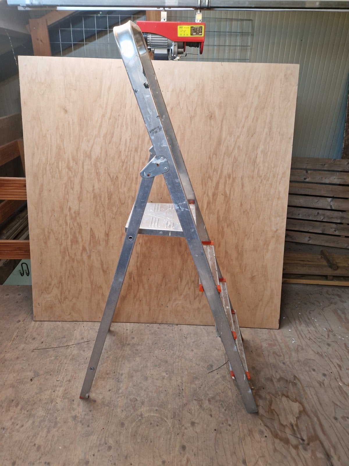 keukentrap, Doe-het-zelf en Verbouw, Ladders en Trappen, Ophalen, Gebruikt, Trap, Opvouwbaar of Inschuifbaar