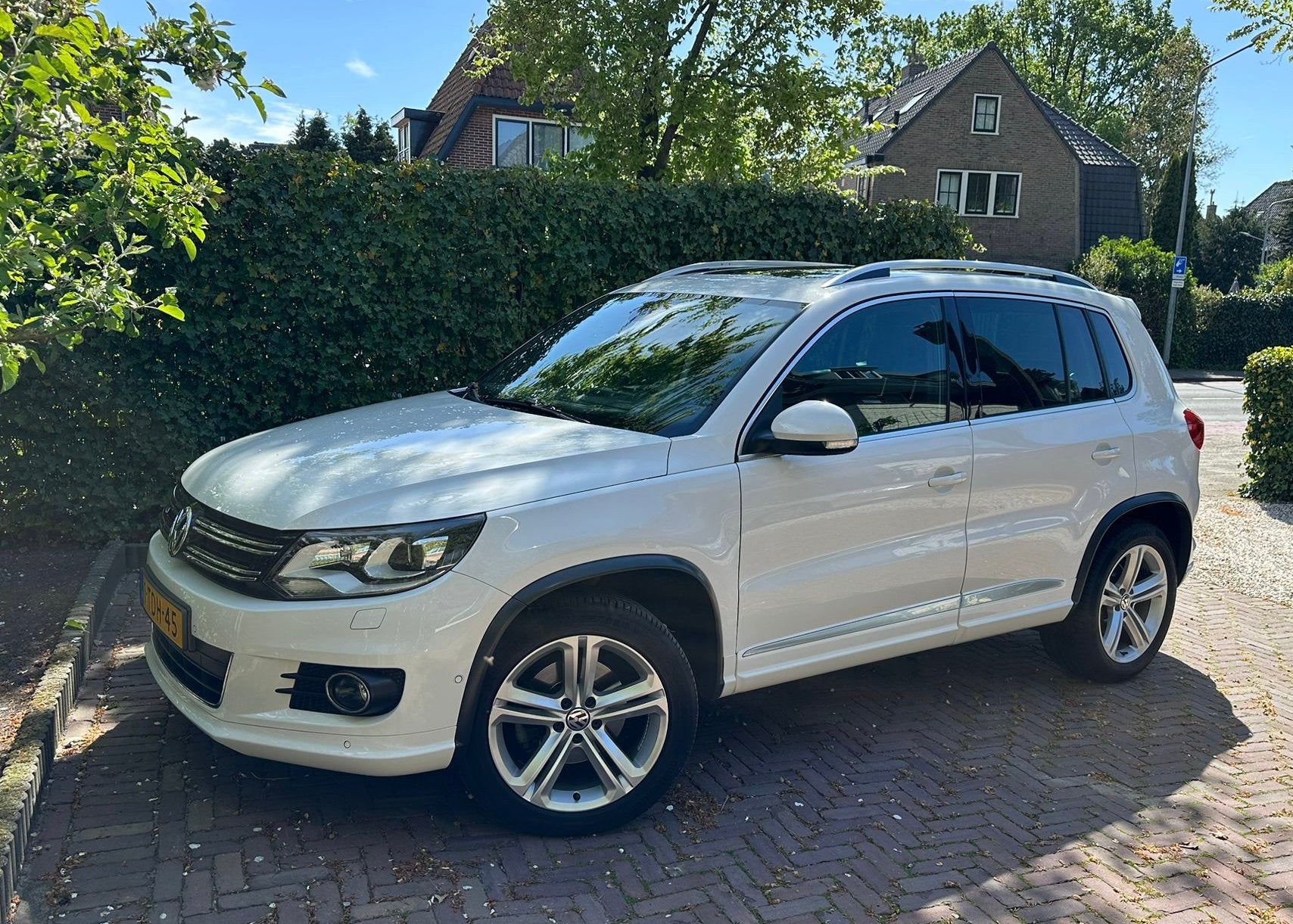 Volkswagen Tiguan 1.4 TSI  2014 Wit R-Line, Voorwielaandrijving, 15 km/l, 4 cilinders, Origineel Nederlands