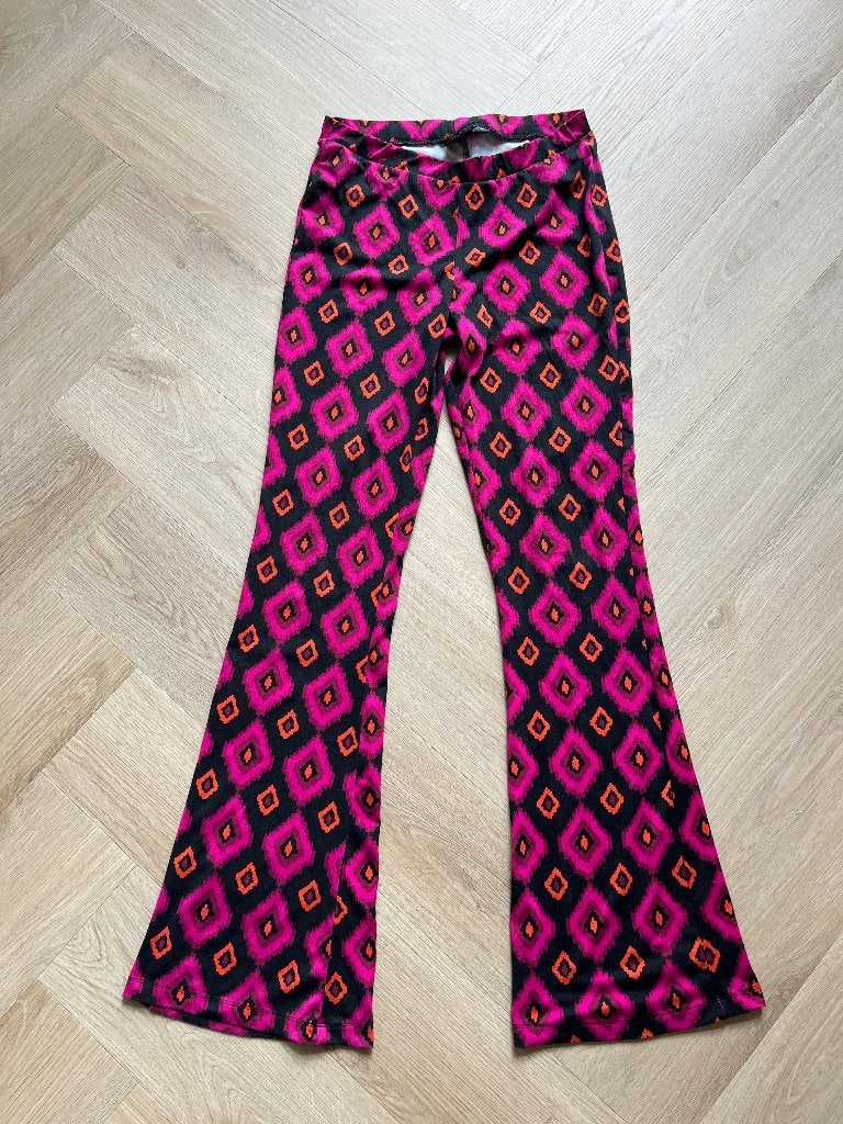 Flared pants, Maat 38/40 (M), Zwart, Ophalen of Verzenden, Zo goed als nieuw