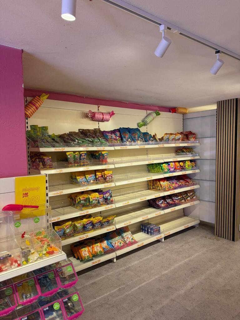 Stellingkasten / Winkelstelling, Ophalen, Gebruikt