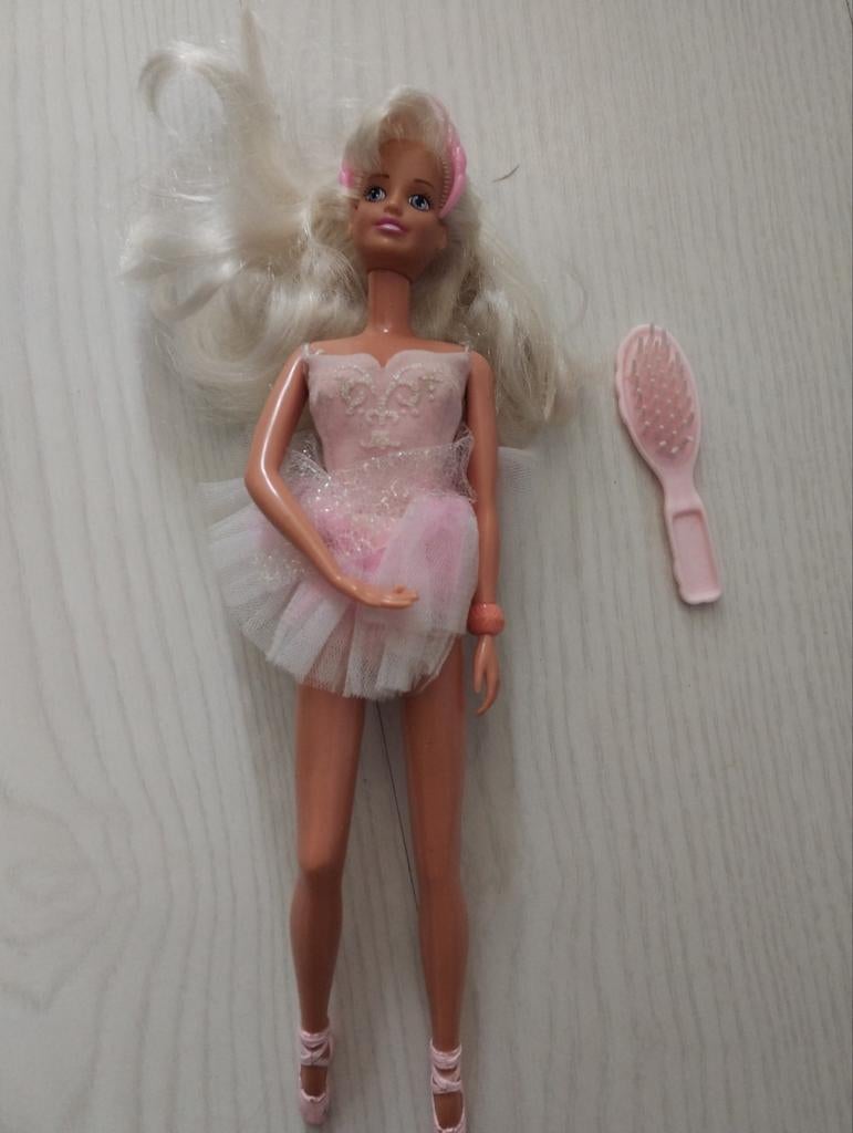 Hasbro Ballerina Sindy Blond 1995, Ophalen of Verzenden, Gebruikt, Overige typen