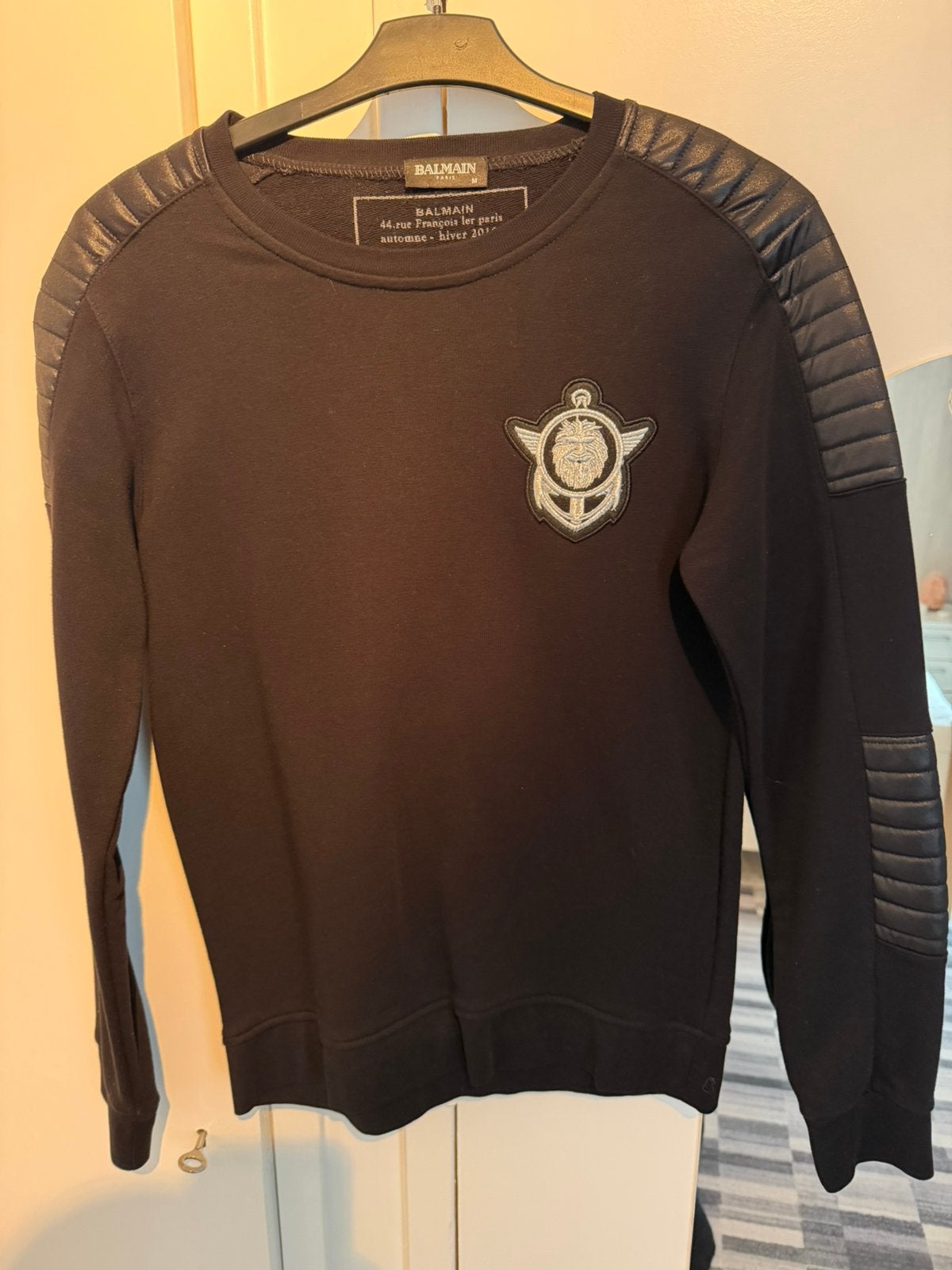Balmain trui, Ophalen, Zo goed als nieuw, Maat 48/50 (M), Zwart