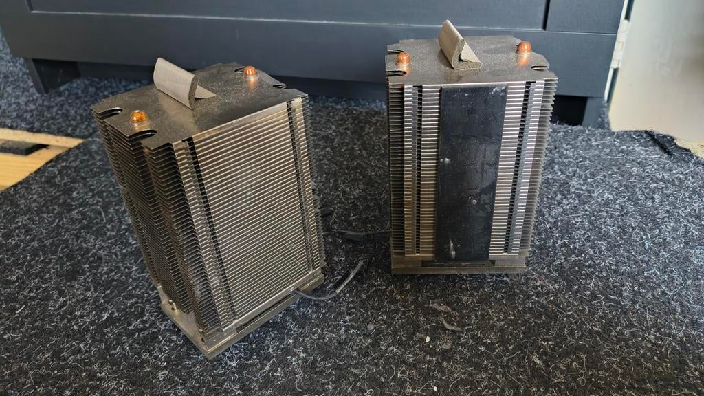 2 passieve koelers en moederbord voor Mac Pro 2 (werkend), Ophalen of Verzenden, Gebruikt