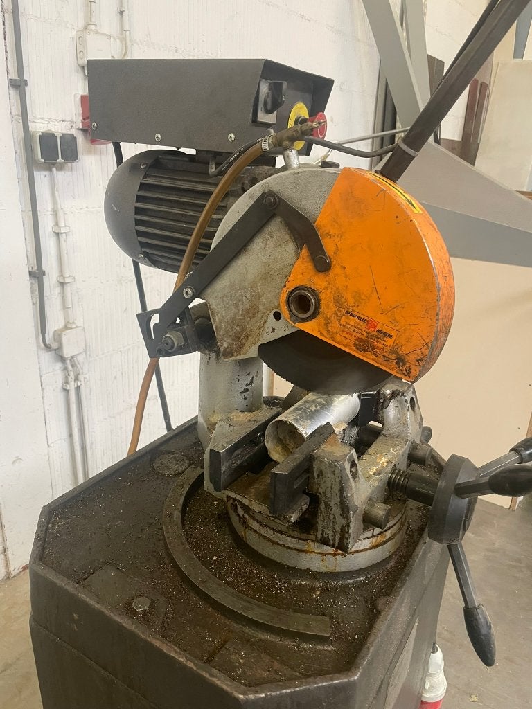 Huvema HU 250 CS cirkerzaag, Ophalen, Gebruikt, Huvema, Afkortzaag